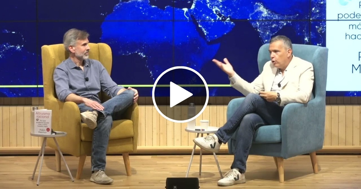 Presentación en Madrid en una conversación con Alfredo Menéndez (periodista de RTVE)