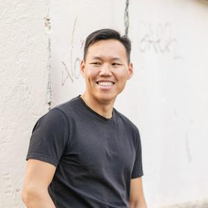 Adrián Tung