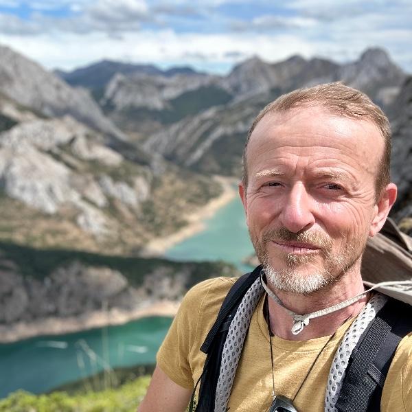 Equipo Profe Claudio Nieto Ayuda Efectiva